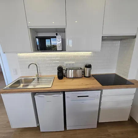 Sun And Ii Ac Wifi 90mts From The شقة *