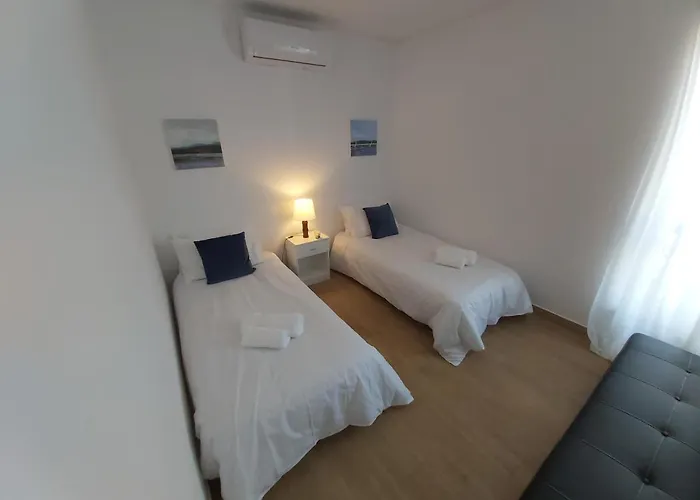 Apartament Sun And Ii Ac Wifi 90mts From The *